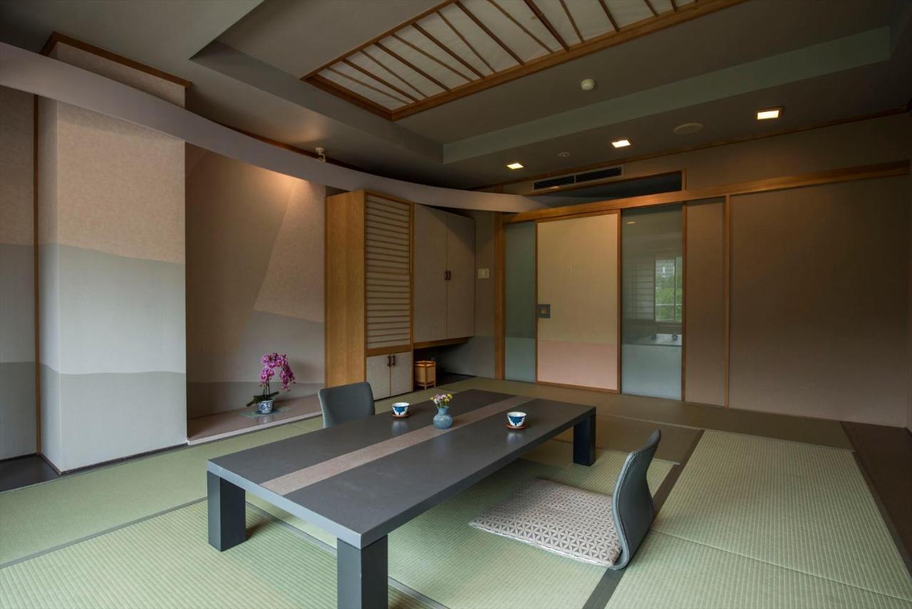 Takamiya Hotel Lucent Ямагата Екстериор снимка