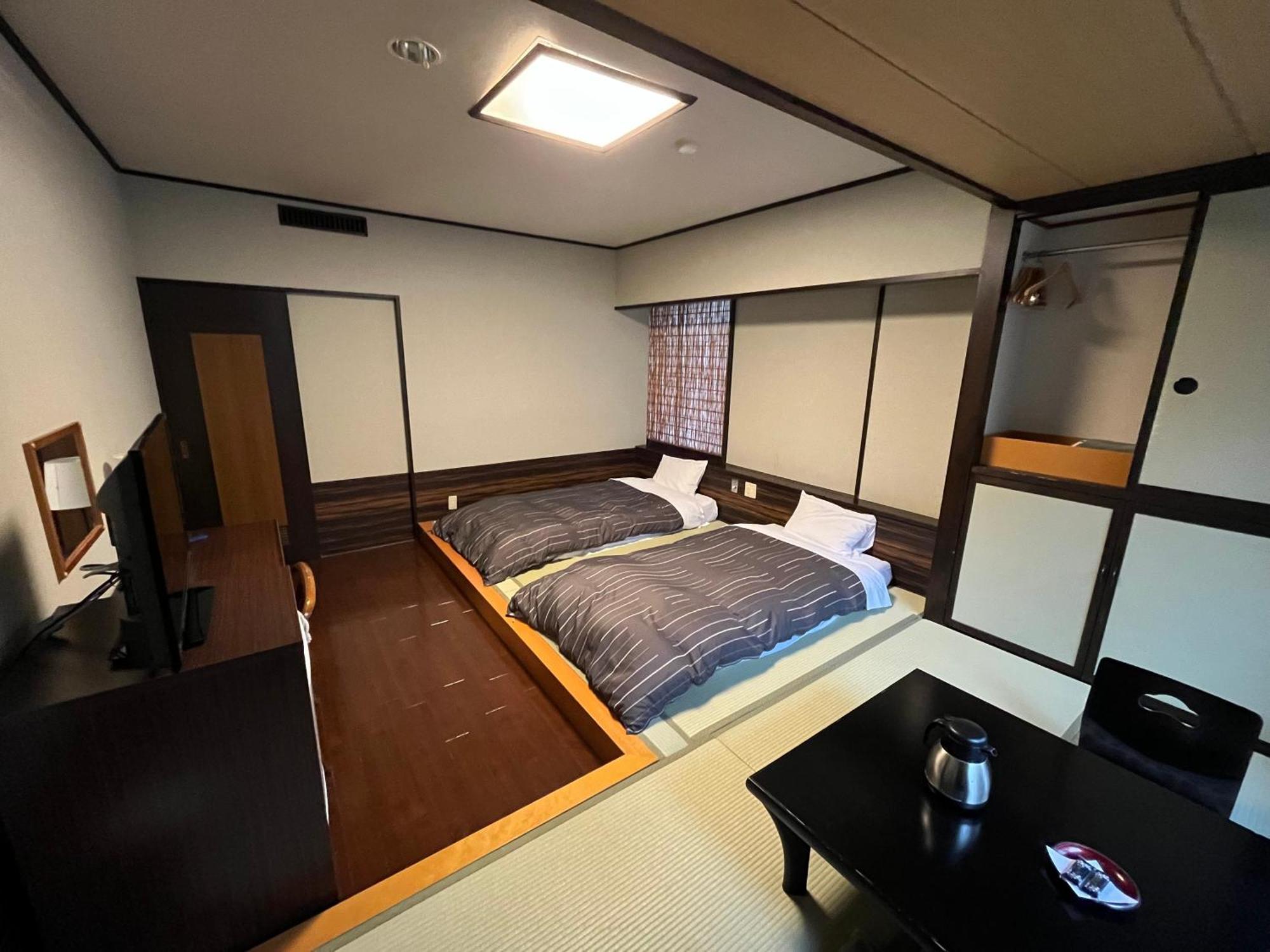 Takamiya Hotel Lucent Ямагата Екстериор снимка